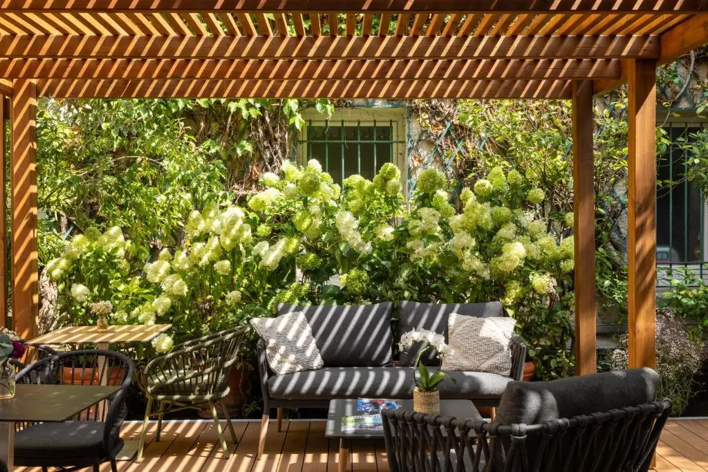 Hotel Paris Louis Blanc – Gare du Nord, Paris 10