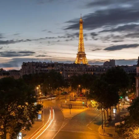 Hotel La Comtesse Tour Eiffel
