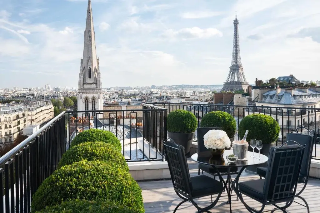 Four Seasons Hotel | George V, Paris