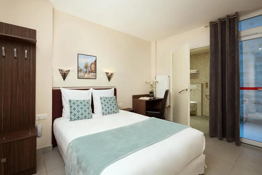 Viator Hotel