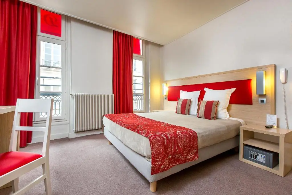 D’win Hotel – Paris Marais