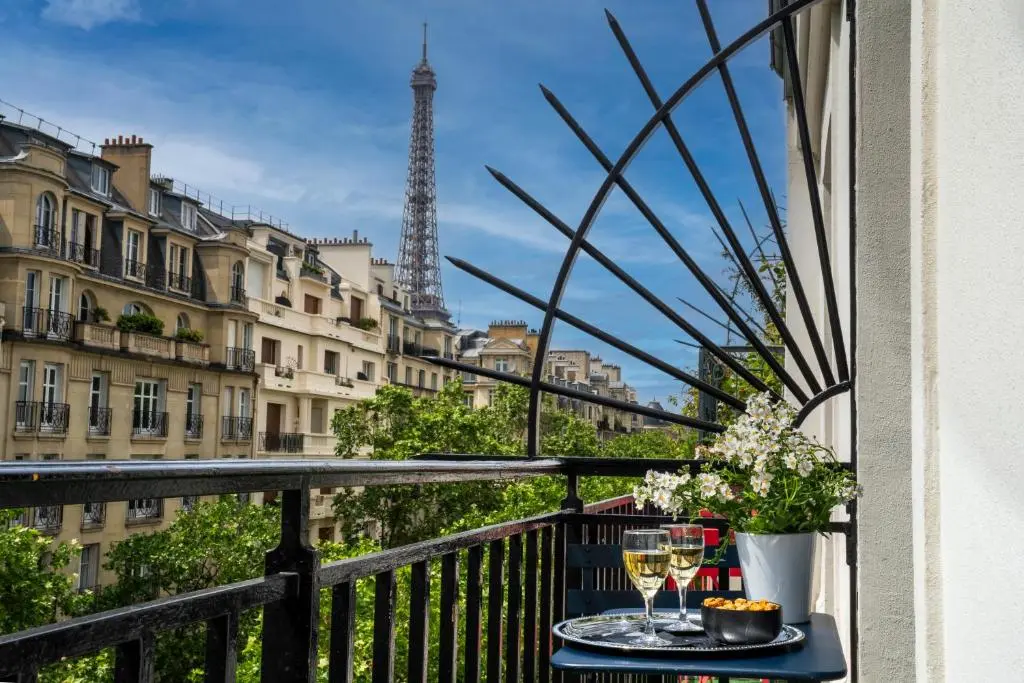Hotel Le Cercle Tour Eiffel