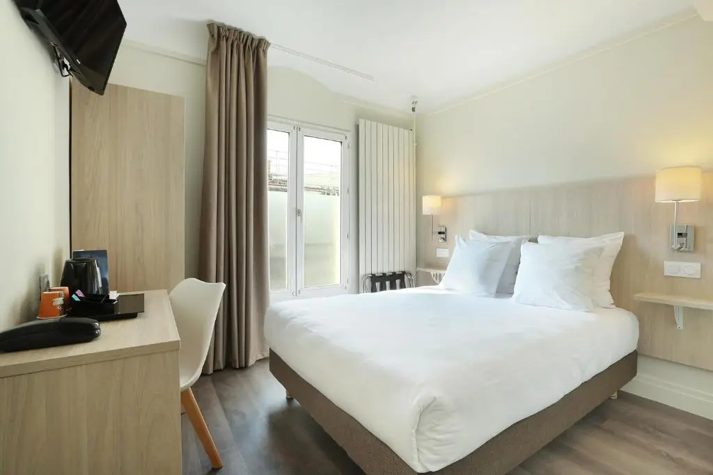 HOTEL MURAT