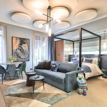Hotel 33 Marbeuf Champs-Elysees Paris