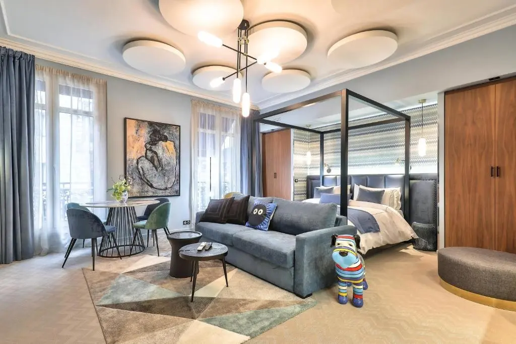 Hotel 33 Marbeuf Champs-Elysees Paris