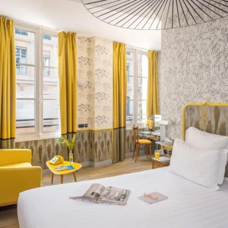 Hotel Crayon Rouge – Louvre Palais Royal