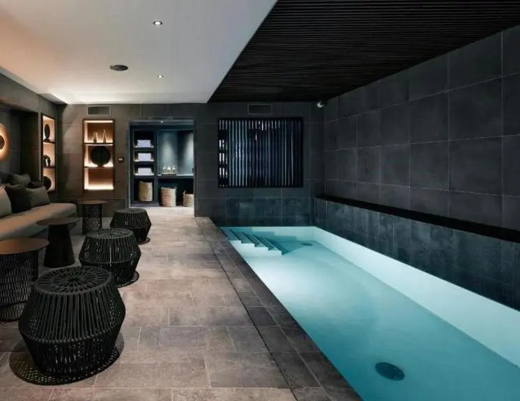Le Bellune Bar Hotel & Spa Paris