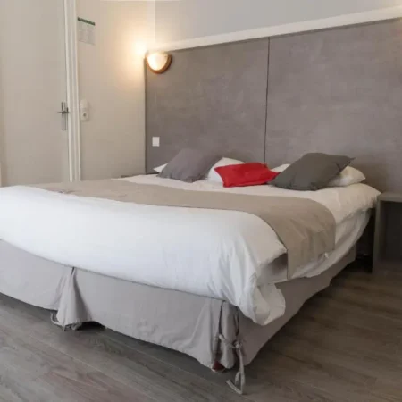 PANAM HOTEL PARIS GAMBETTA