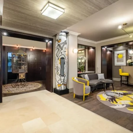 Hotel Le Marquis by Inwood Hotels