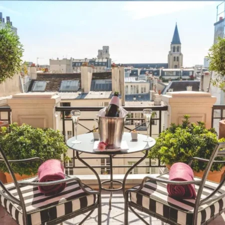 L’Hotel | A Curious Group of Hotels