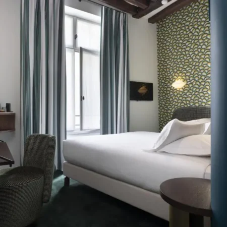 Hotel L de Lutece – Notre Dame