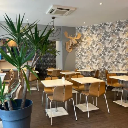 Hotel Kyriad Paris 18 – Porte de Clignancourt – Montmartre