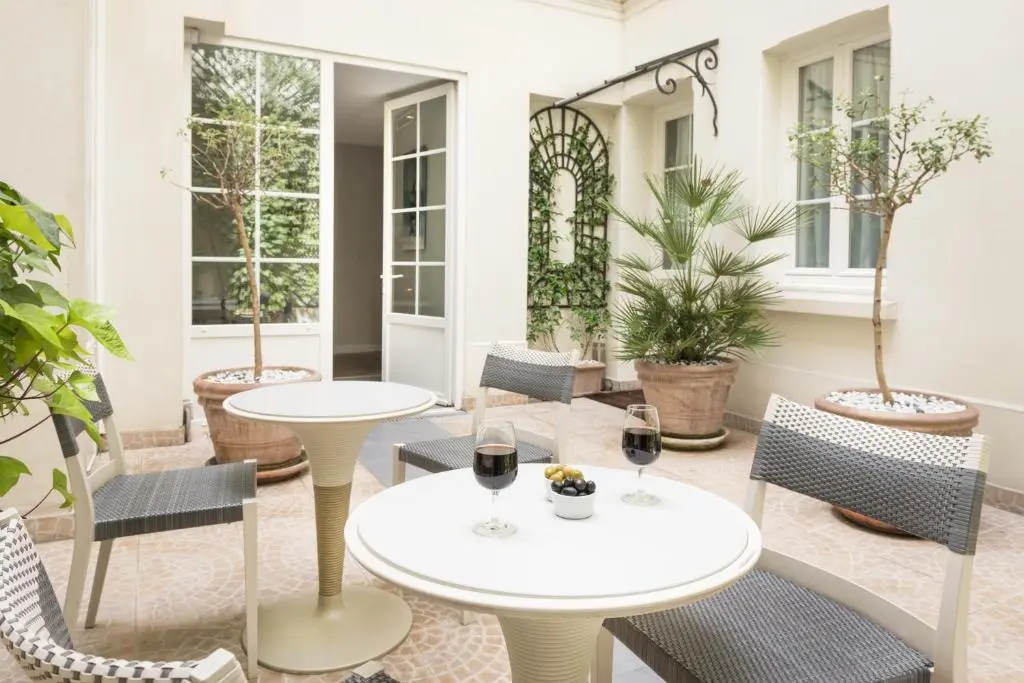 Hotel Acacias Etoile