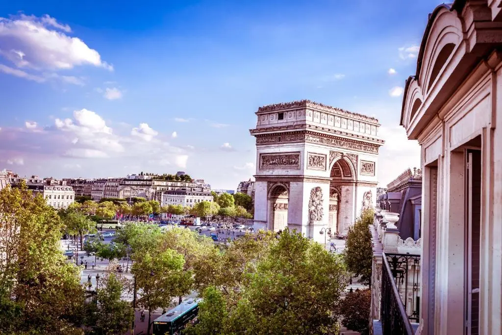 Maison Albar – Le Champs-Elysees