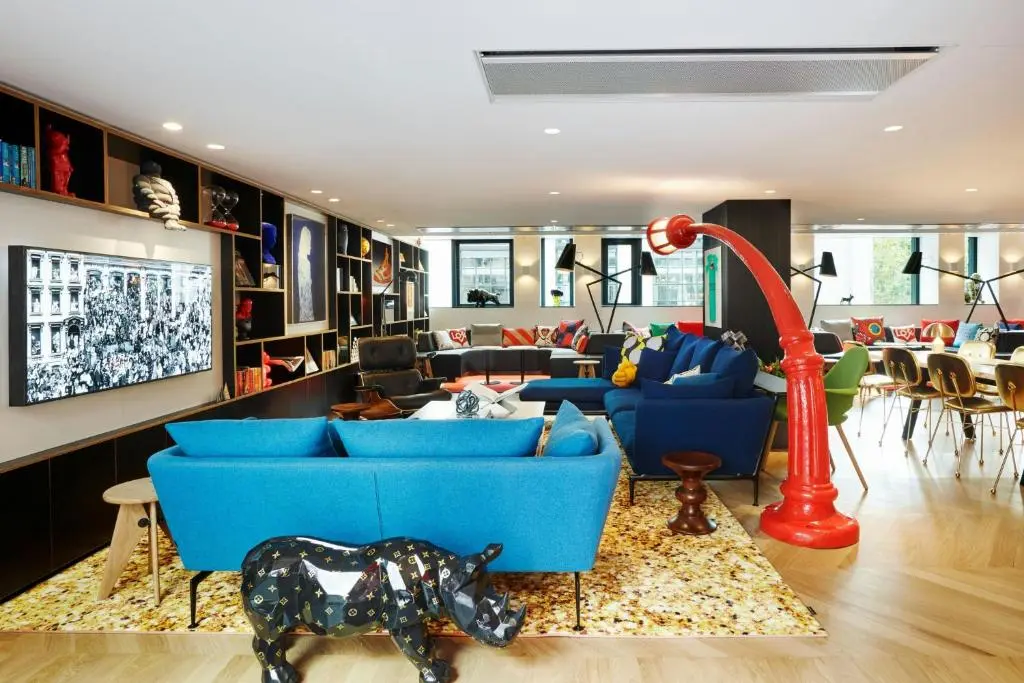 citizenM Paris Champs Elysees hotel