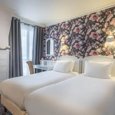 Hotel London – Paris