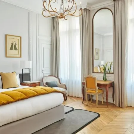 Hotel Lancaster Paris Champs Elysees