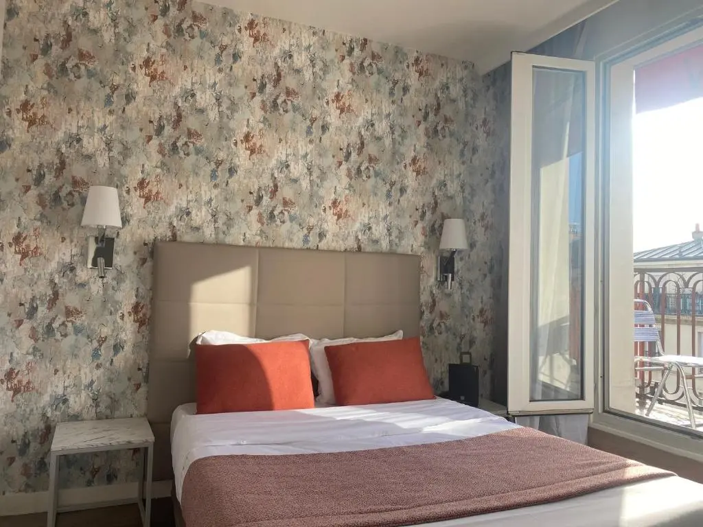Hotel de Venise Paris 12