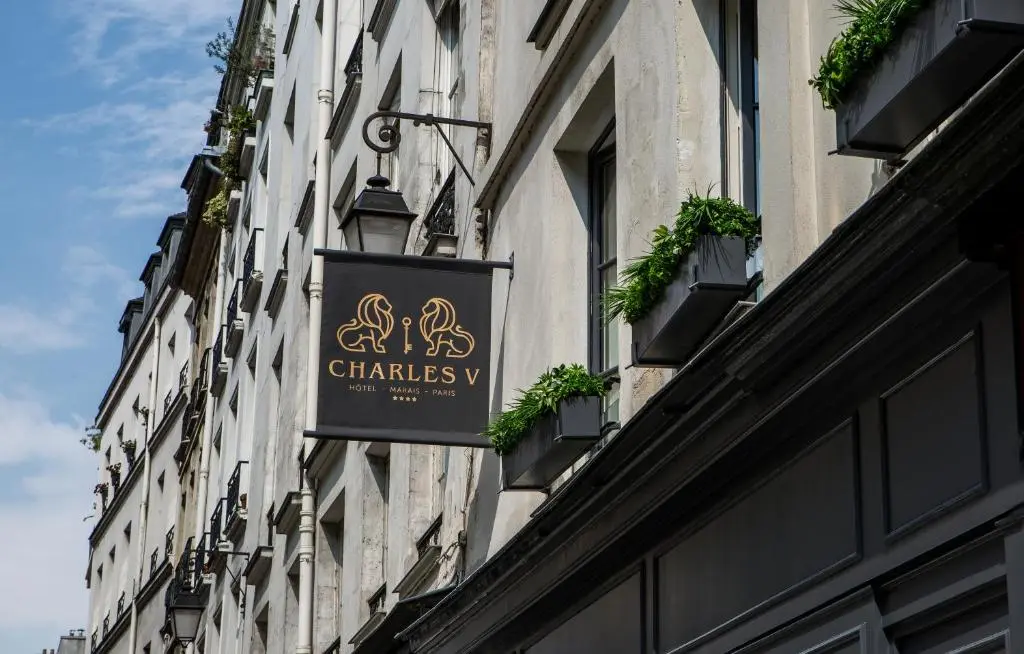 Hotel Charles V