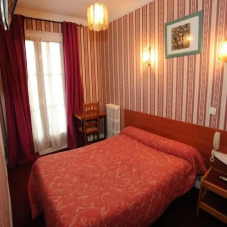 Sully Hotel Ste