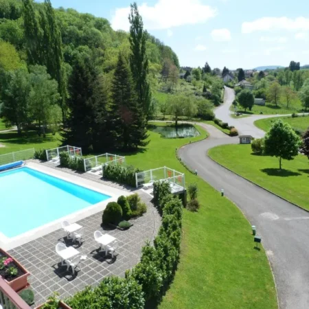 Logis Hotel Domaine du Revermont