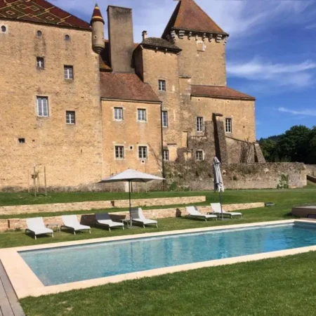 Chateau de Pierreclos