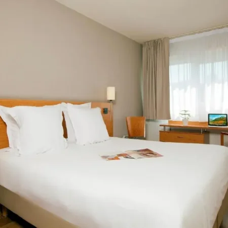 Sejours & Affaires Poitiers Lamartine