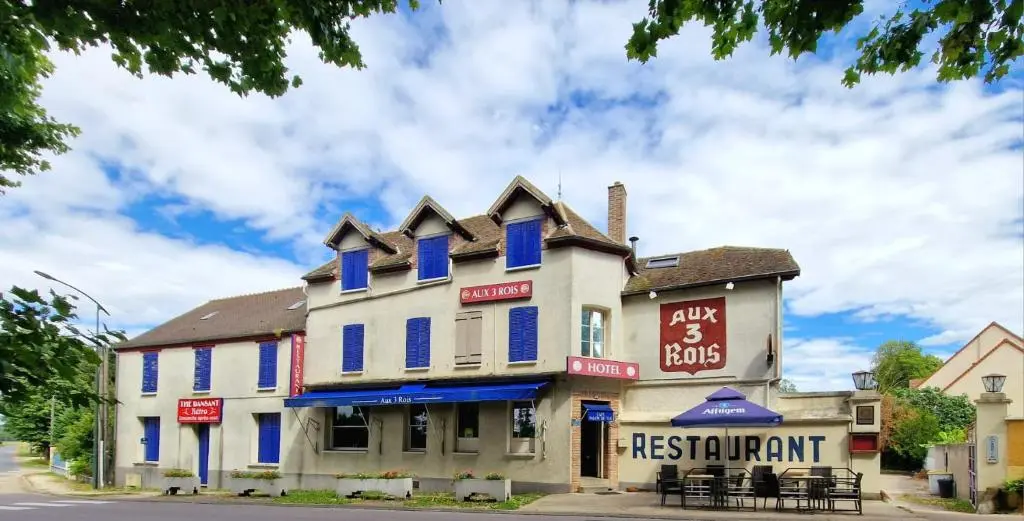 Cafe Hotel AUX 3 ROIS