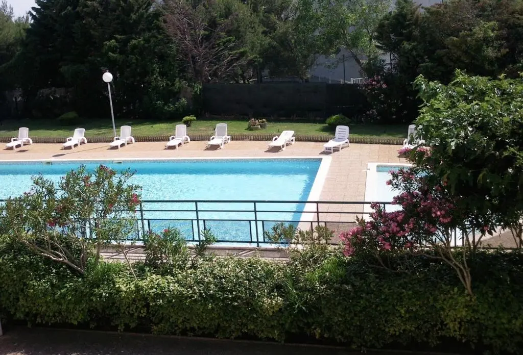 HOTEL RESIDENCE LES AIGUADES