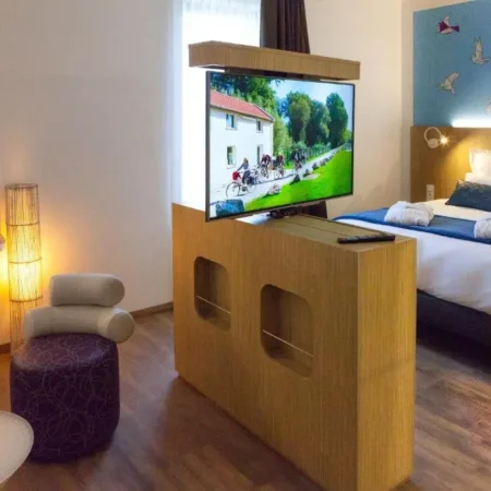 KYRIAD PRESTIGE AMIENS – Poulainville Hotel and SPA