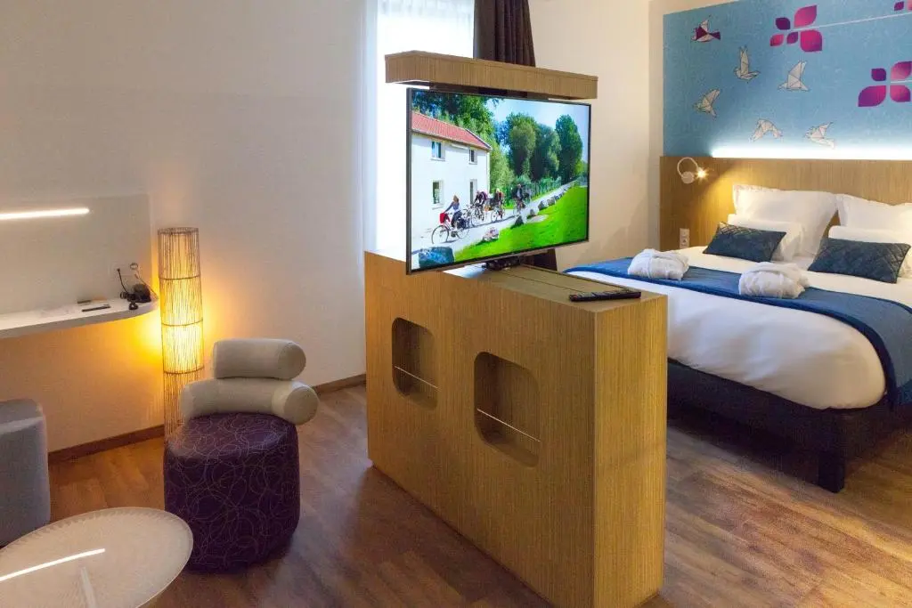 KYRIAD PRESTIGE AMIENS – Poulainville Hotel and SPA