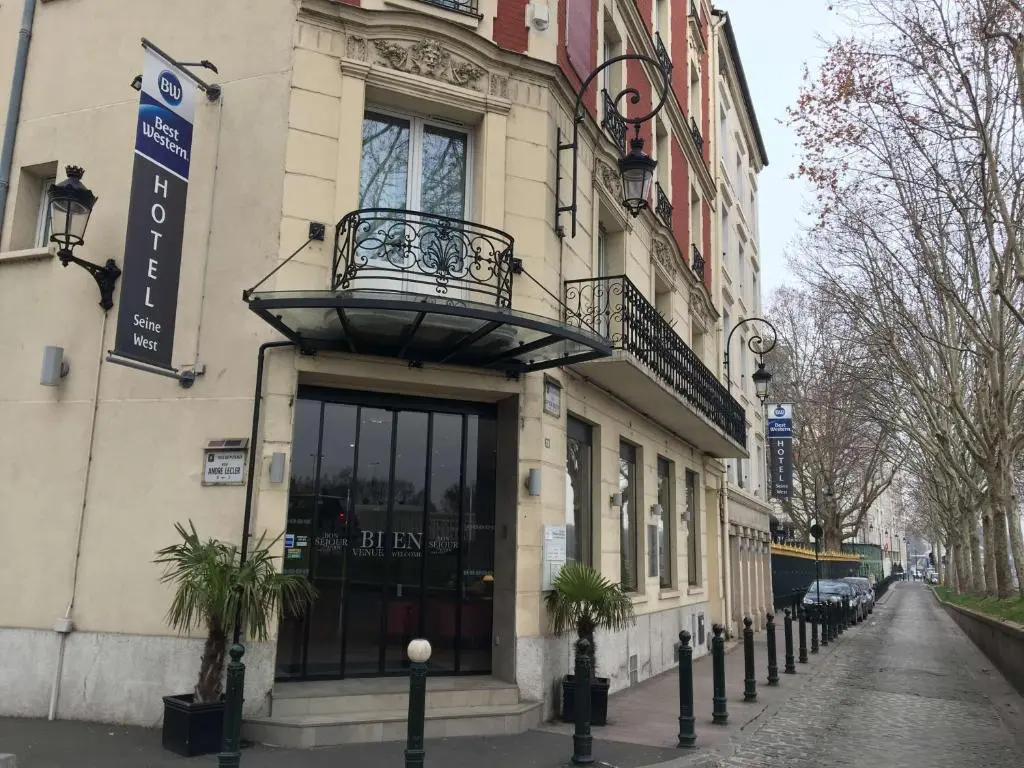 Godefroy Hotel