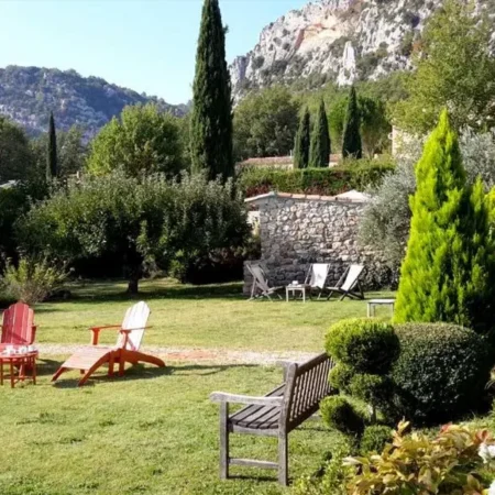 Relais Notre Dame de Quinson – Hotel Restaurant