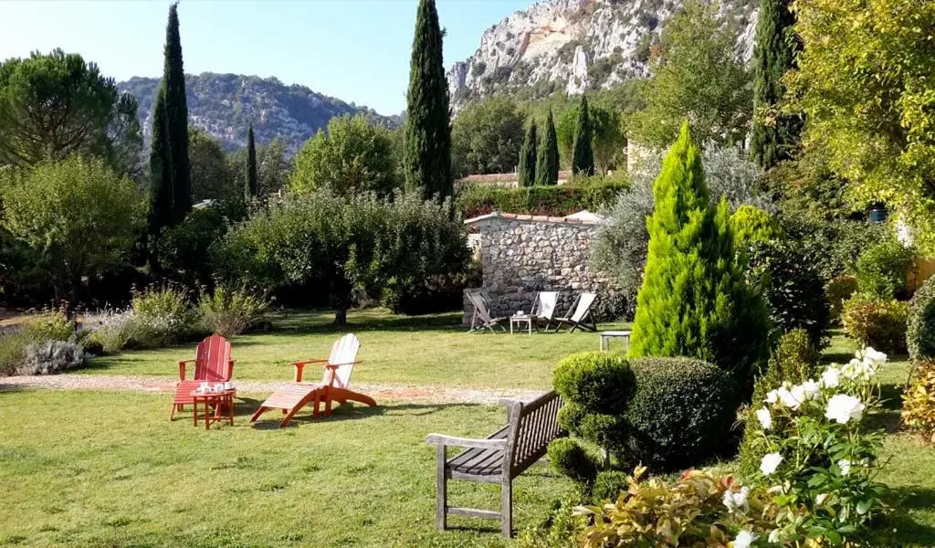 Relais Notre Dame de Quinson – Hotel Restaurant