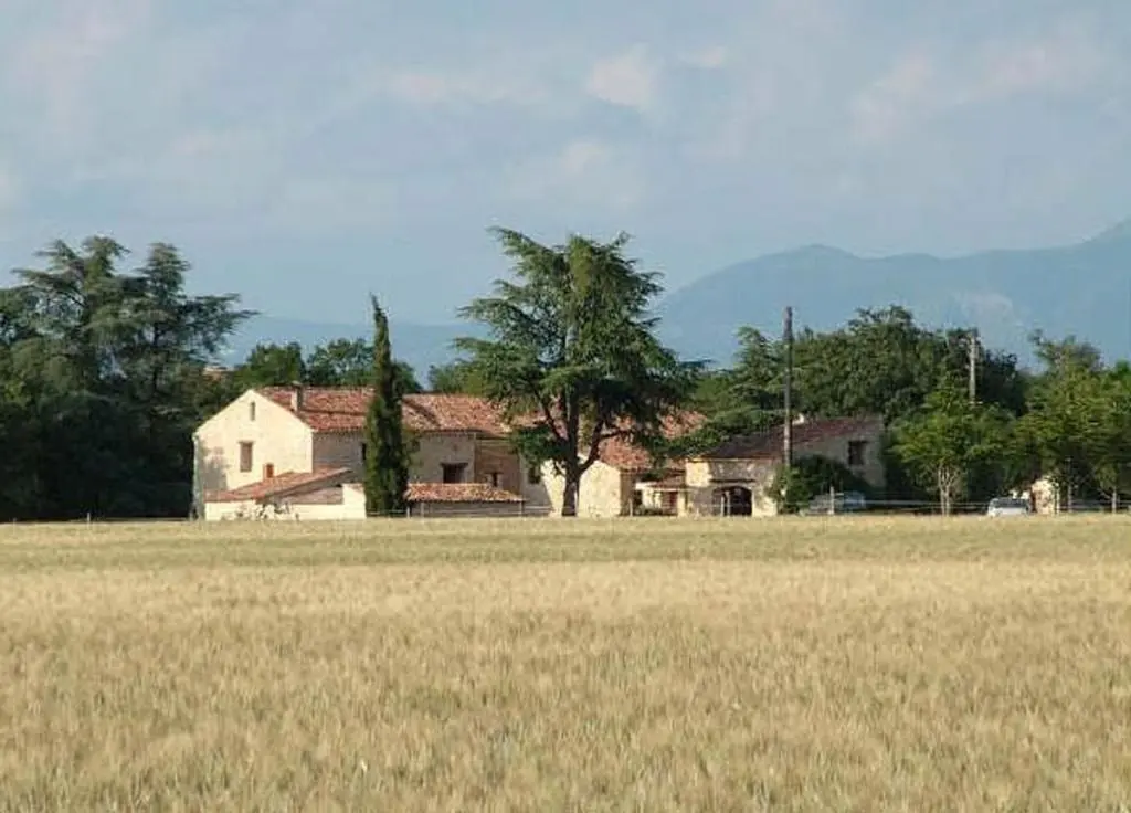 Le Mas de la Cherine