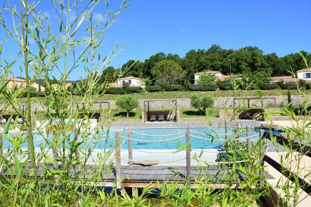 Le Jas Du Pebrier