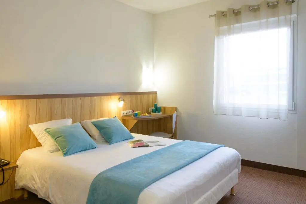 Brit Hotel Reims Croix Blandin