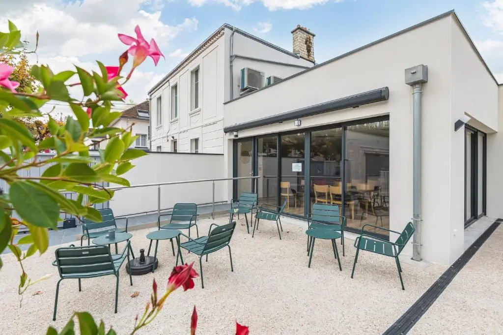 Logis Hotel Au Tambour