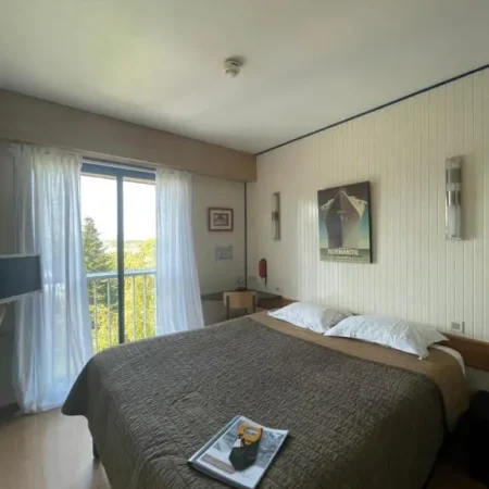 Hotel le voltaire rennes