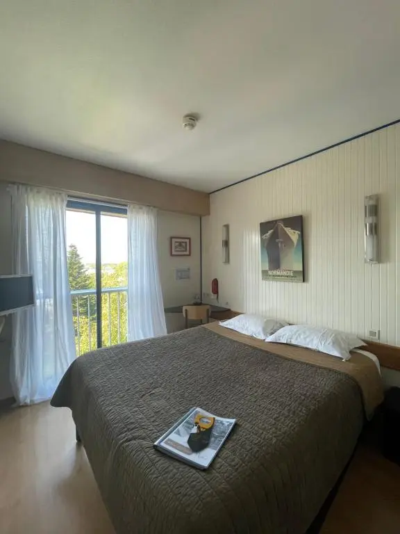 Hotel le voltaire rennes
