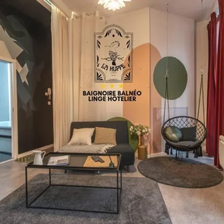 La Huppe de Riom- Logement SPA privatif – 4 personnes – Coeur de Riom