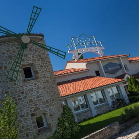 Hotel Logis Le Moulin Des Gardelles