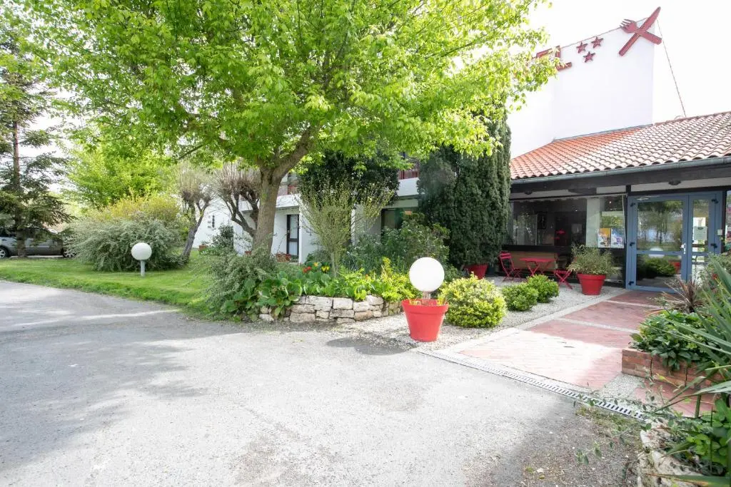 Hotel La Belle Poule