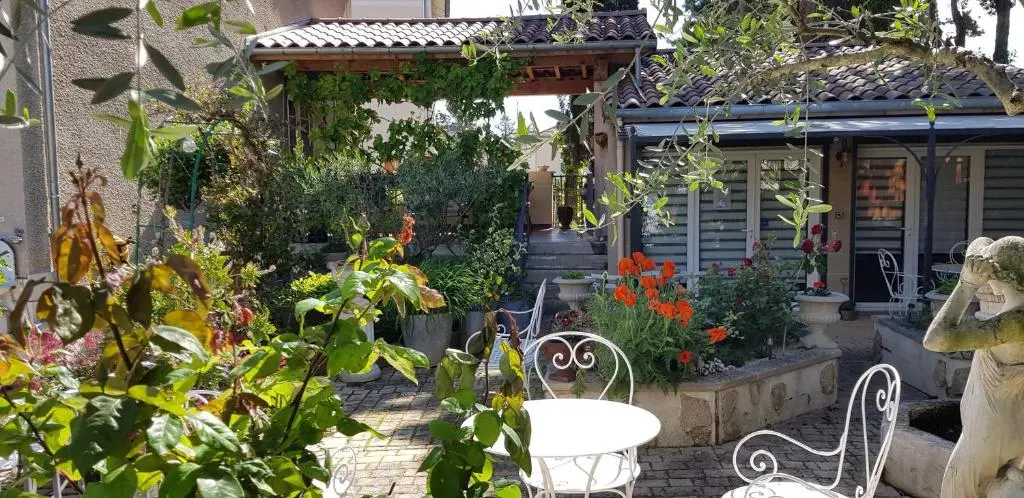 Maison d’Hotes Le 6 Bis