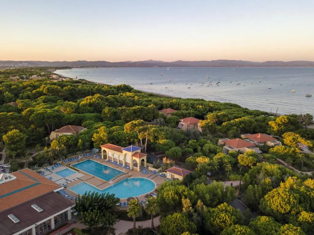 Belambra Clubs « Riviera Beach Club »