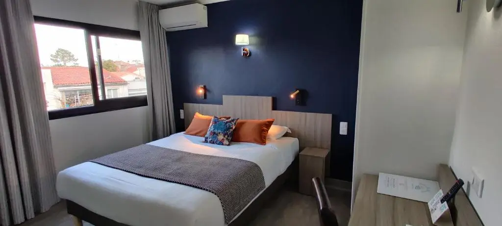Logis Hotel les Bleuets