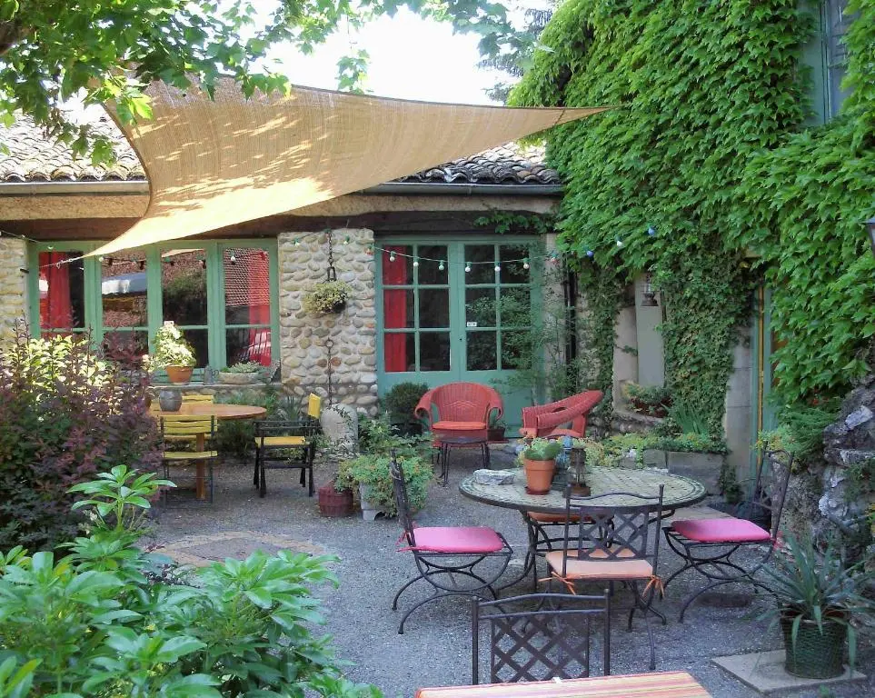 L’AUBERGE DES COLLINES