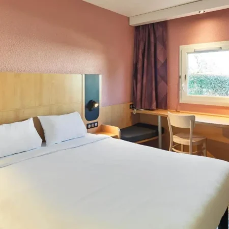 B&B HOTEL Orly Rungis Aeroport 3 etoiles