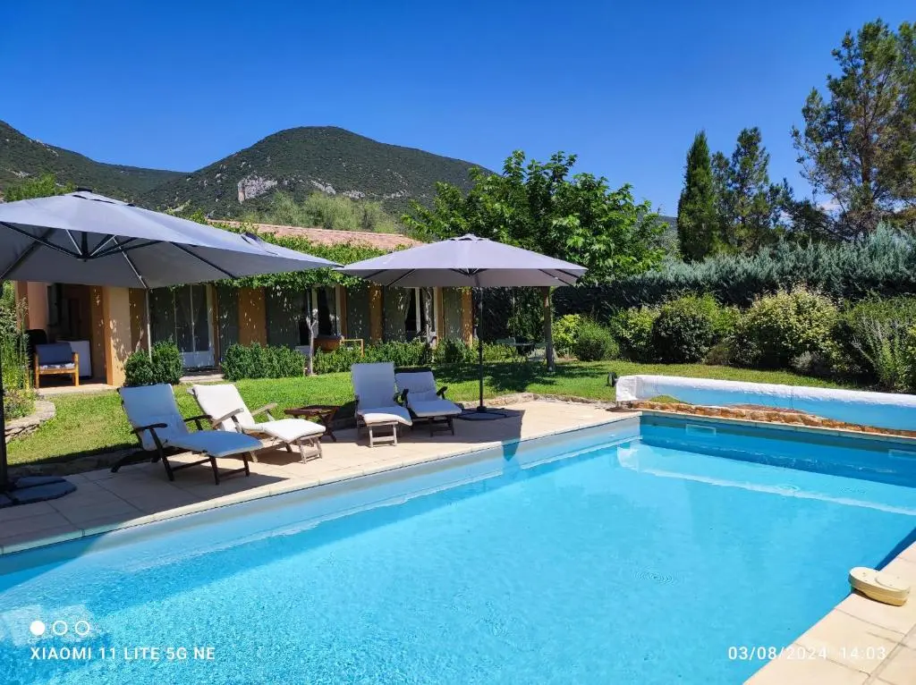 Gite Aux 4 Saisons Du Colorado Provencal