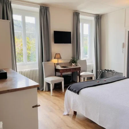 Logis Hotel Restaurant La Desirade